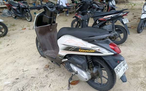 HONDA GENIO CBS