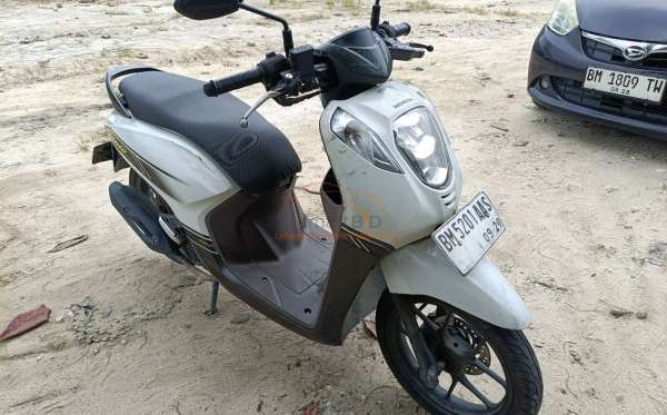 HONDA GENIO CBS