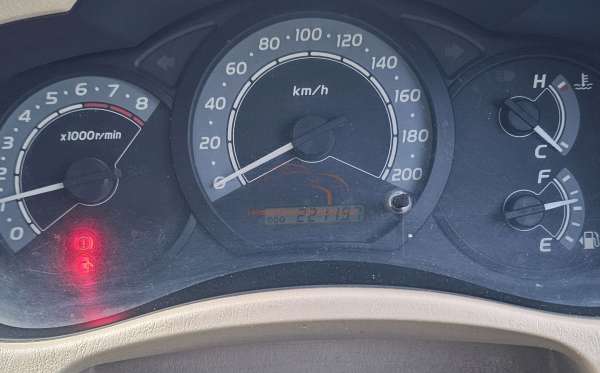 TOYOTA INNOVA