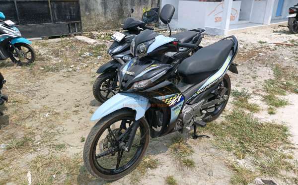 YAMAHA JUPITER Z1 CW
