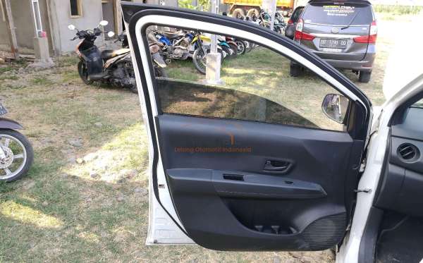 DAIHATSU SIGRA