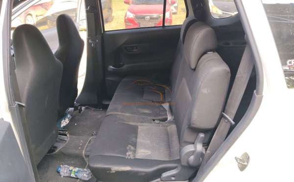 DAIHATSU SIGRA