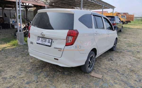 DAIHATSU SIGRA
