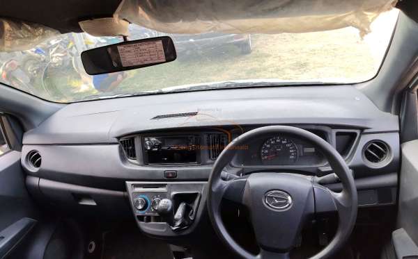 DAIHATSU SIGRA