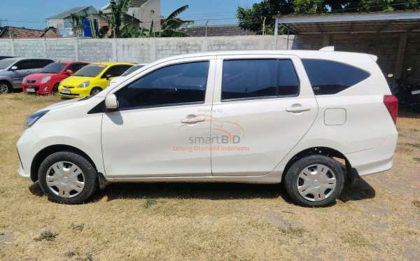 DAIHATSU SIGRA M