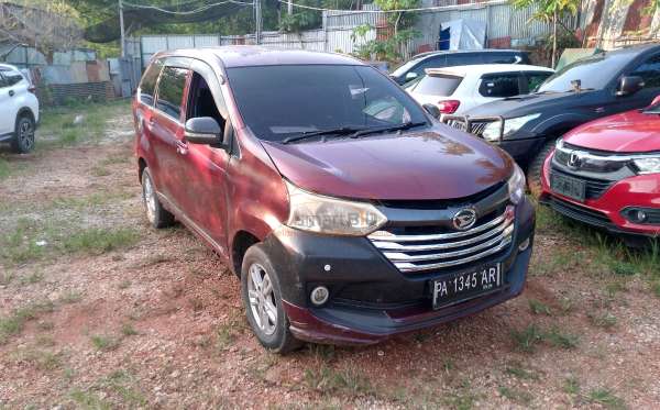 DAIHATSU  XENIA  X