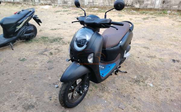 HONDA  SCOOPY
