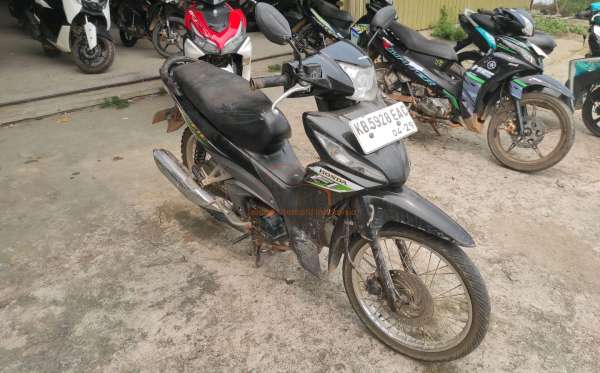 HONDA REVO FIT FI CW