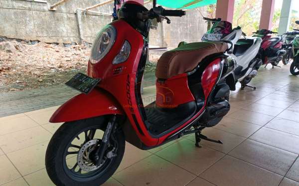 HONDA  SCOOPY