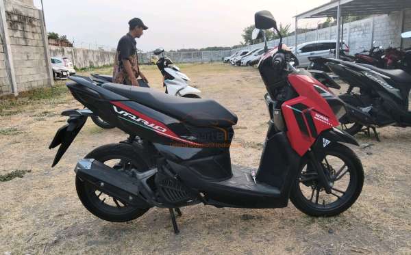 HONDA  VARIO 125