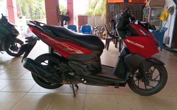 HONDA VARIO 160