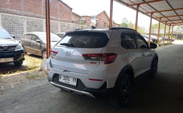 HONDA DG48 1.5 RS CVT Z