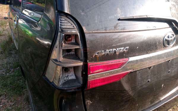 TOYOTA AVANZA