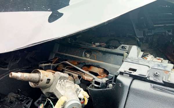 TOYOTA  INNOVA  G