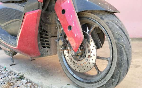 YAMAHA  NMAX