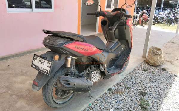 YAMAHA  NMAX
