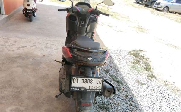YAMAHA  NMAX
