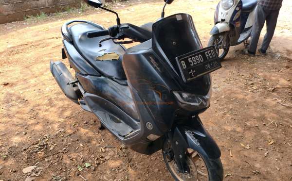 YAMAHA NMAX