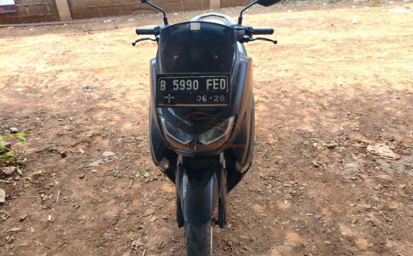 YAMAHA NMAX