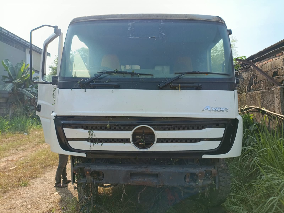 MERCEDES BENZ  AXOR  2528C