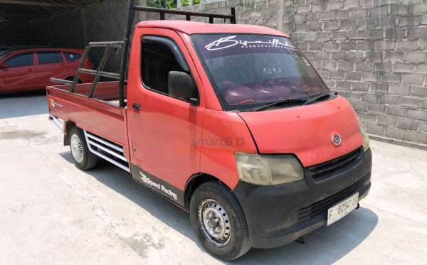 DAIHATSU GRAN MAX