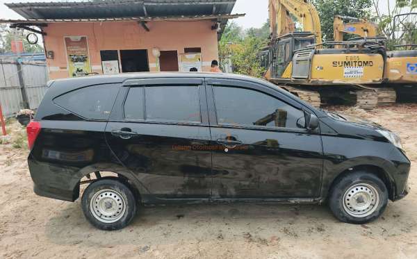DAIHATSU SIGRA D