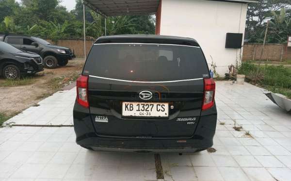 DAIHATSU SIGRA D