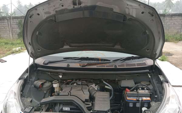DAIHATSU SIGRA D