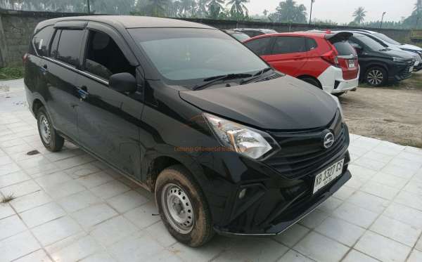 DAIHATSU SIGRA D