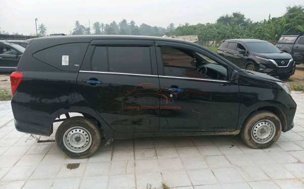 DAIHATSU SIGRA D