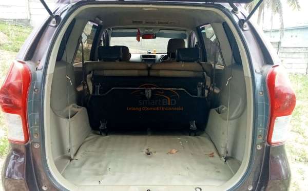 DAIHATSU XENIA