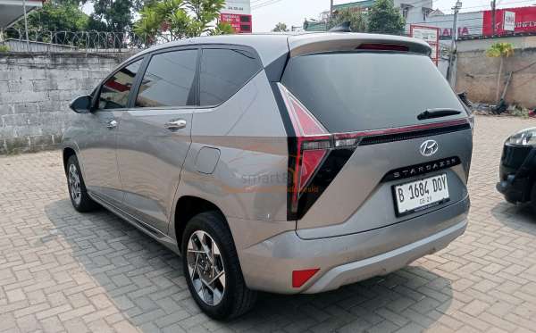 HYUNDAI STARGAZER PRIME 4X2