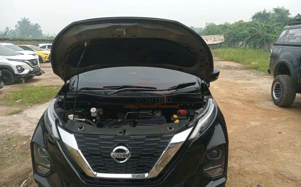NISSAN LIVINA VE