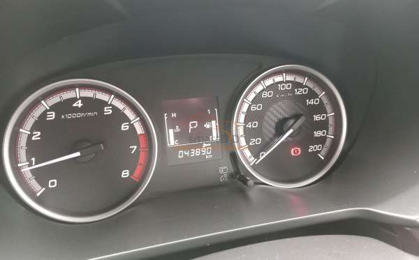 NISSAN LIVINA VE