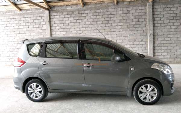 SUZUKI ERTIGA