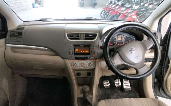 SUZUKI ERTIGA