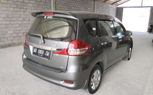 SUZUKI ERTIGA