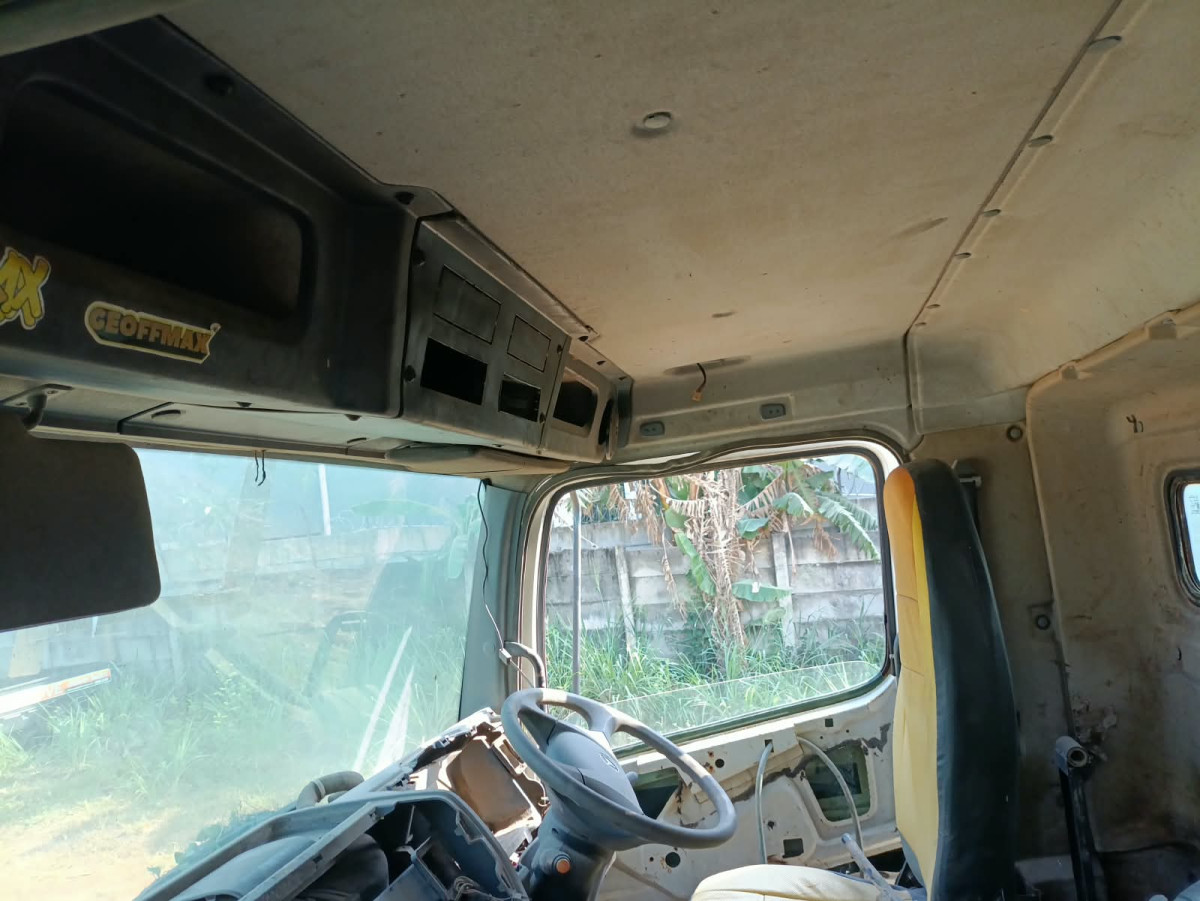 MERCEDES BENZ  AXOR  2528C
