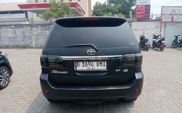 TOYOTA FORTUNER