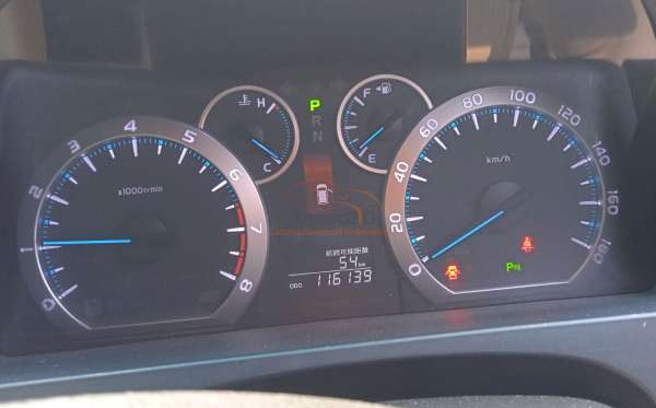 TOYOTA VELLFIRE 2.4