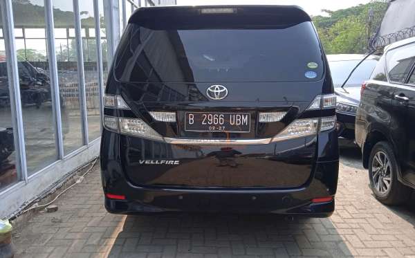 TOYOTA VELLFIRE 2.4
