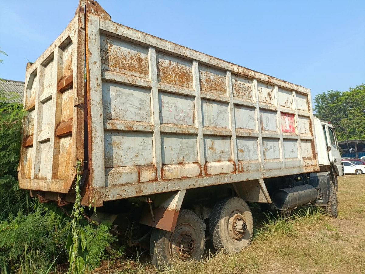 MERCEDES BENZ  AXOR  2528C