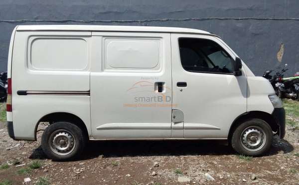 DAIHATSU GRAN MAX BLIND VAN