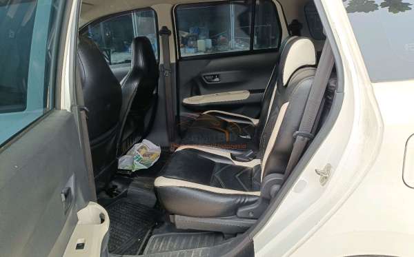 DAIHATSU SIGRA D