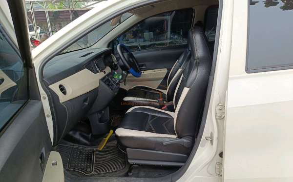DAIHATSU SIGRA D