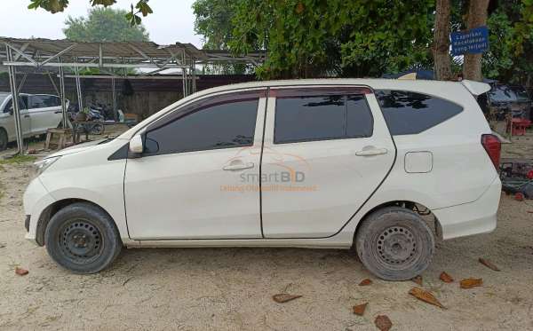DAIHATSU SIGRA D