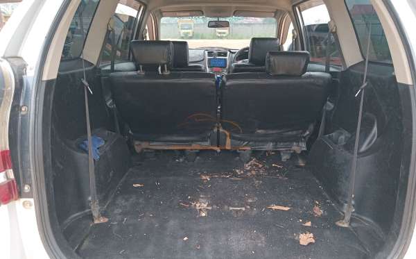 DAIHATSU XENIA R