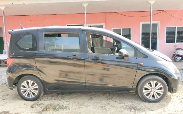 HONDA FREED GB3 1.5 S