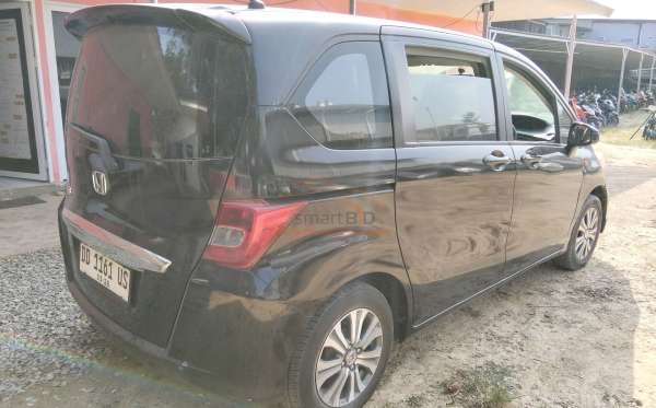 HONDA FREED GB3 1.5 S