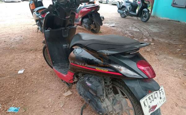 HONDA GENIO